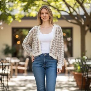 Aeropostale Super Soft & Fuzzy Button Up Purple & White Cardigan Sweater